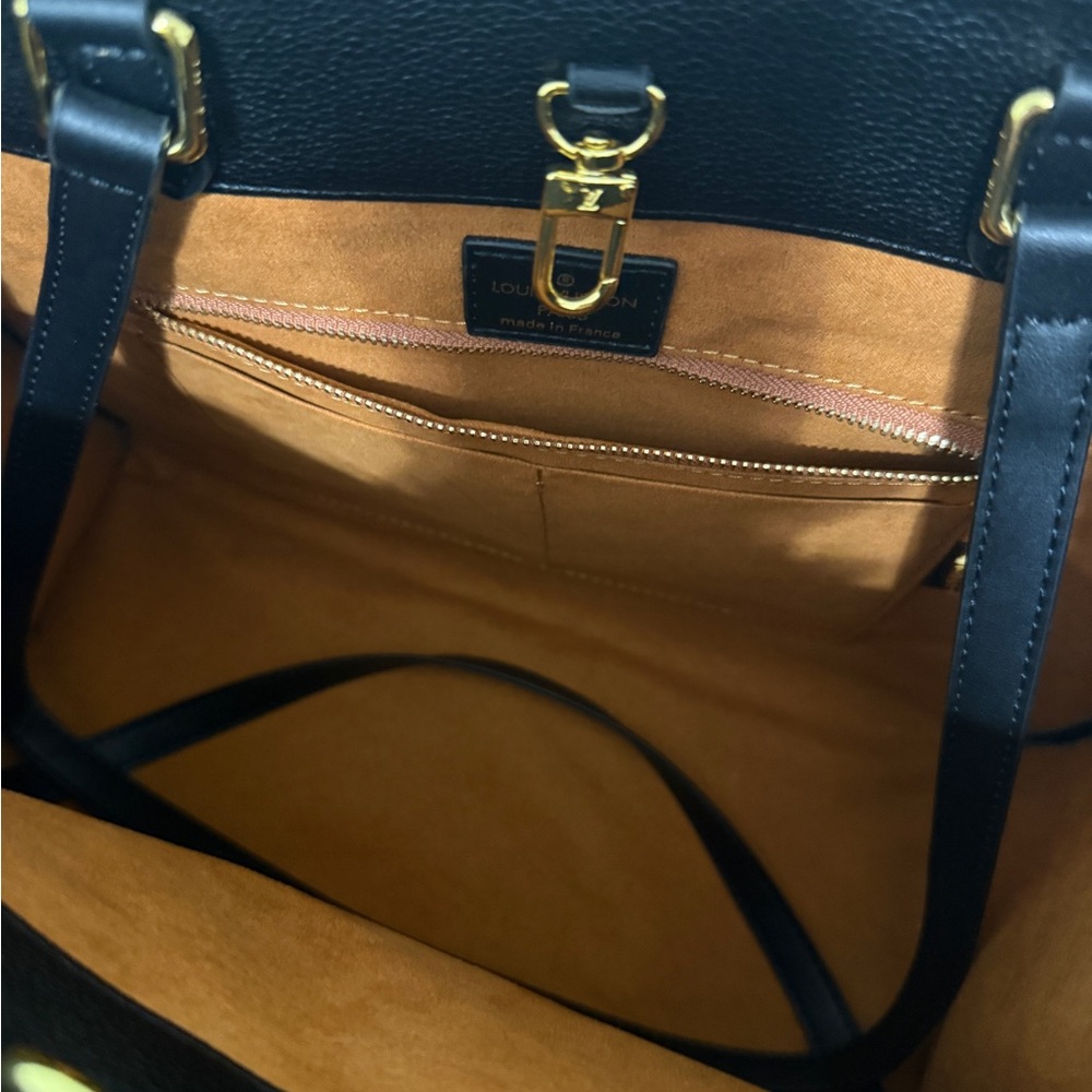 Amazon Essentials Black Embossed Tote - image 2